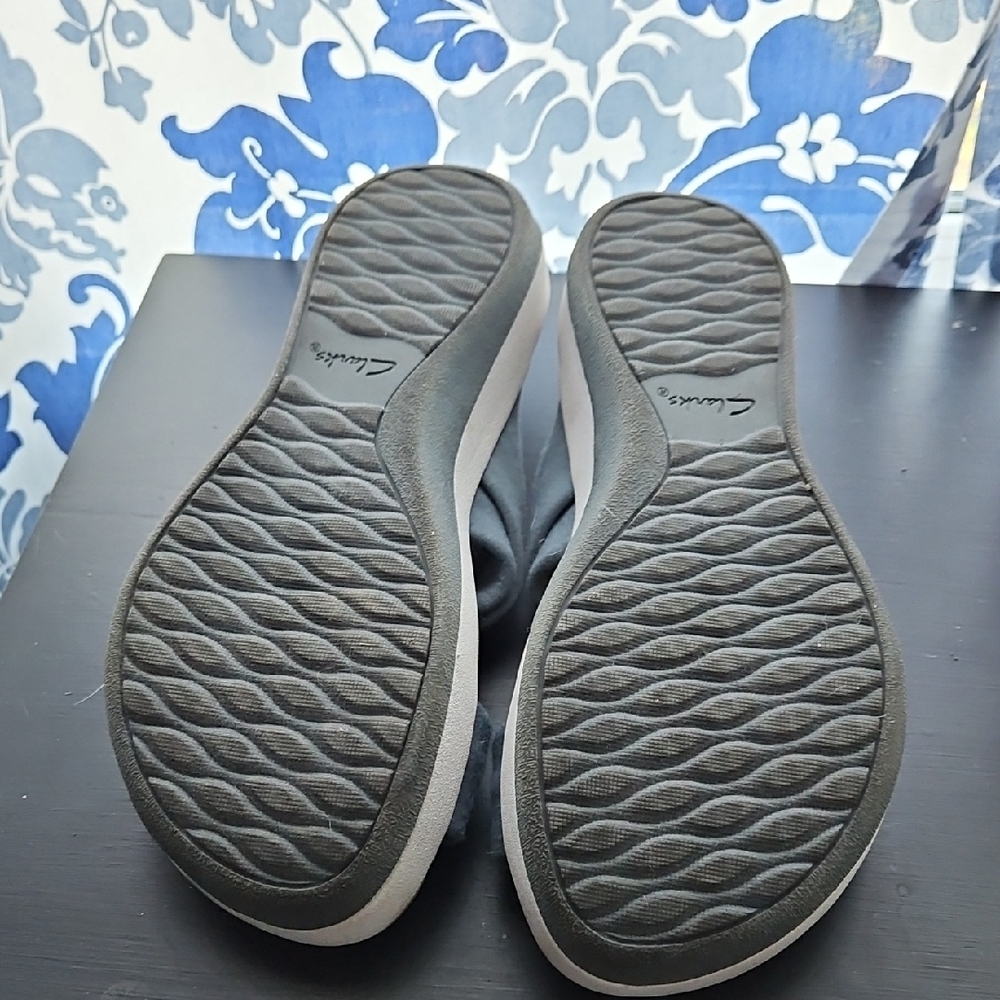 Clarks Blue Cloudsteppers Sling Back Sandals - image 4